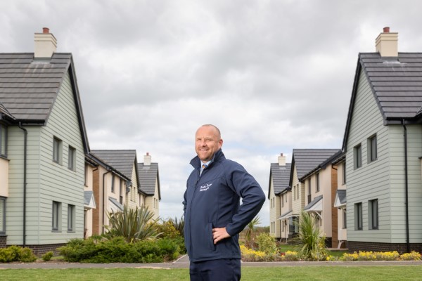 Bovis Homes site manager honoured for the second year running